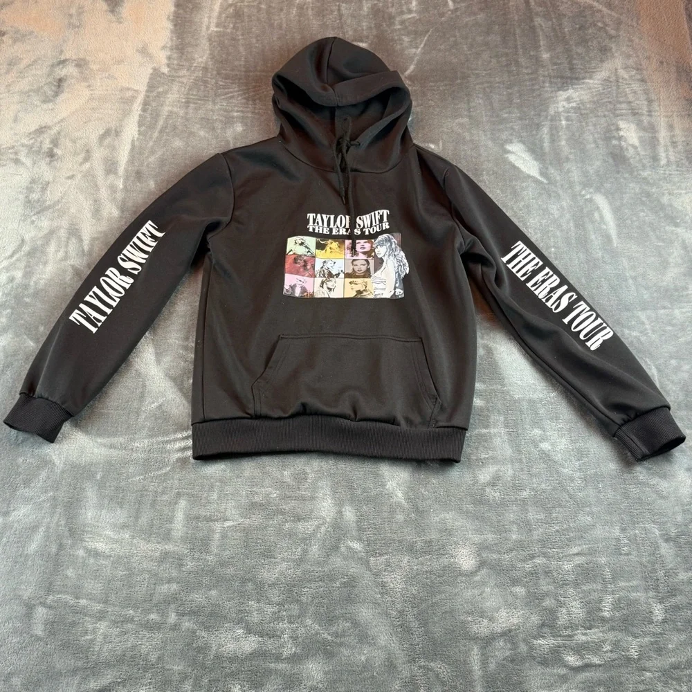 Taylor Swift‎ The Eras Tour Hoodie Size 9/10 Kids Black